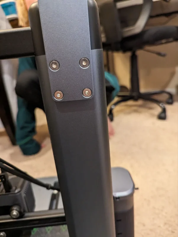 Screws on the frame of the AnkerMake M5