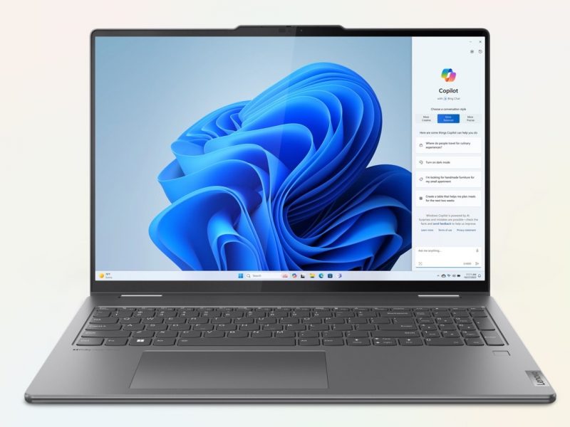 16 Lenovo Yoga 2-in-1