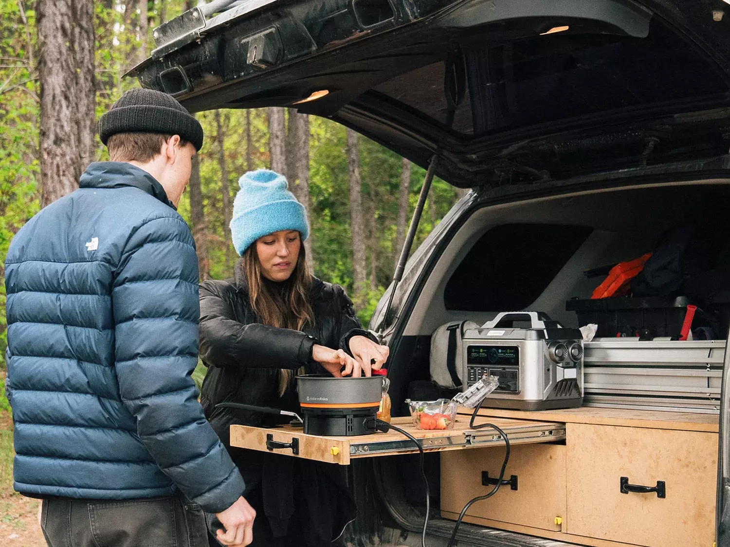 Stoke Voltaics Nomad Cooking System Is Perfect for Adventurers Who Want ...
