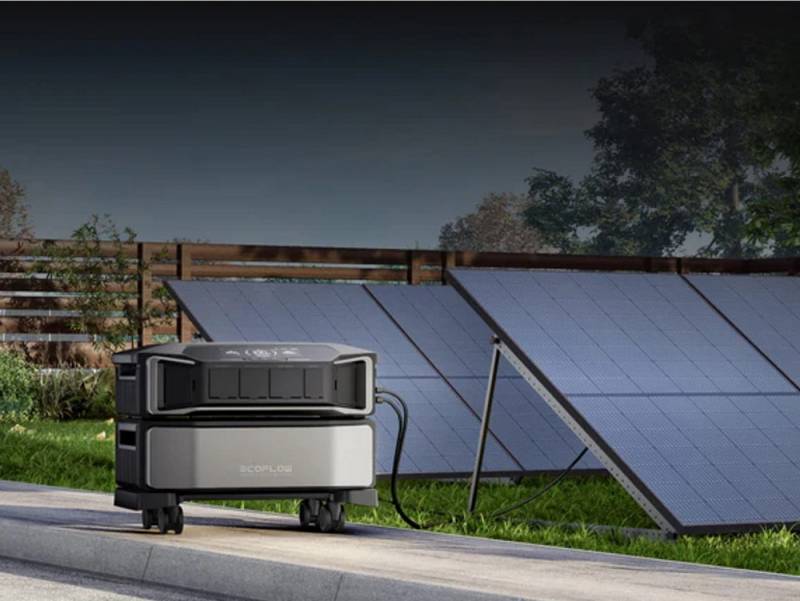 EcoFlow DELTA Pro Ultra connected to solar panels