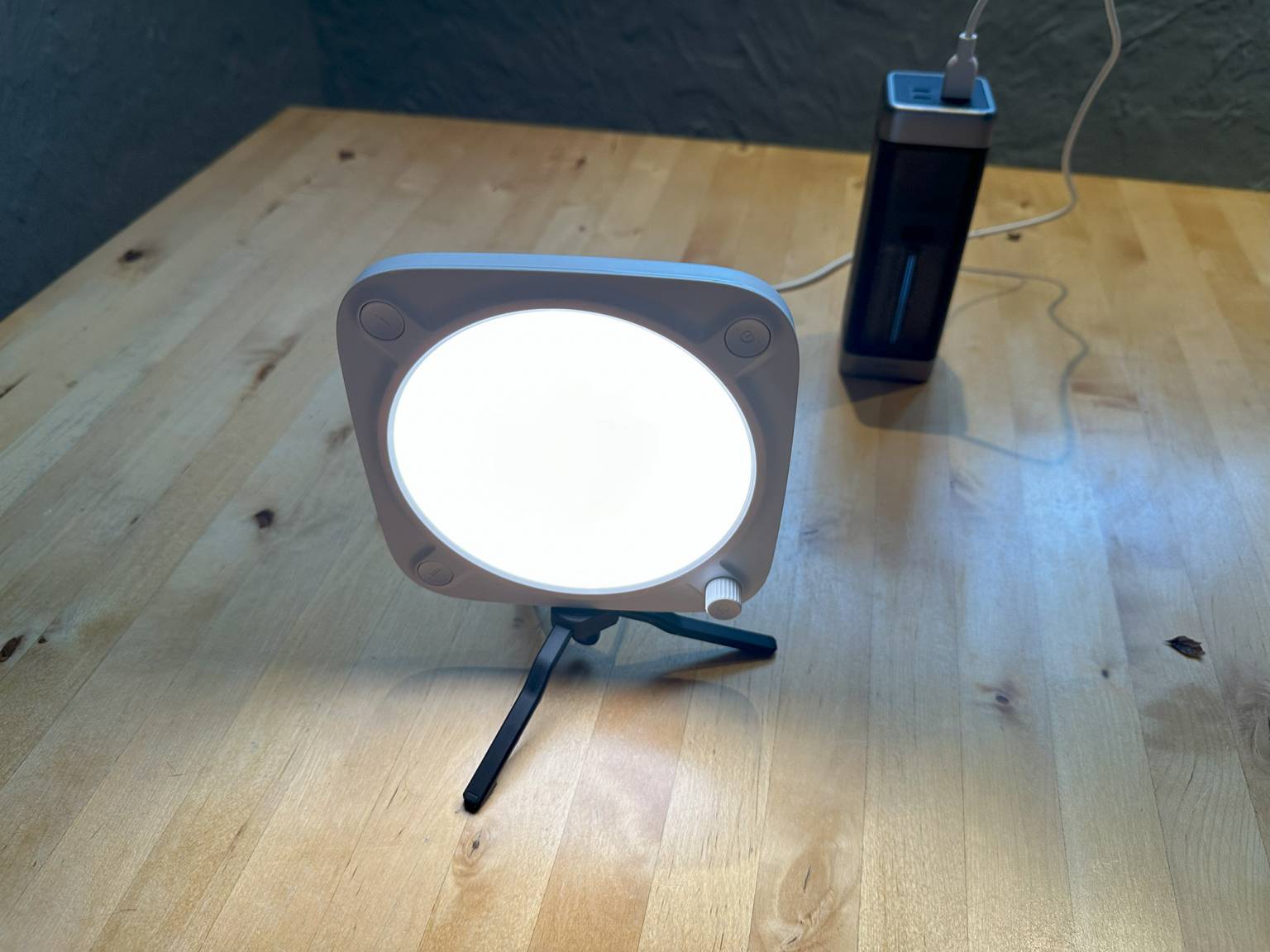 Elgato Key Light Neo Review: Elegant Design Delivering Soft, Adjustable ...