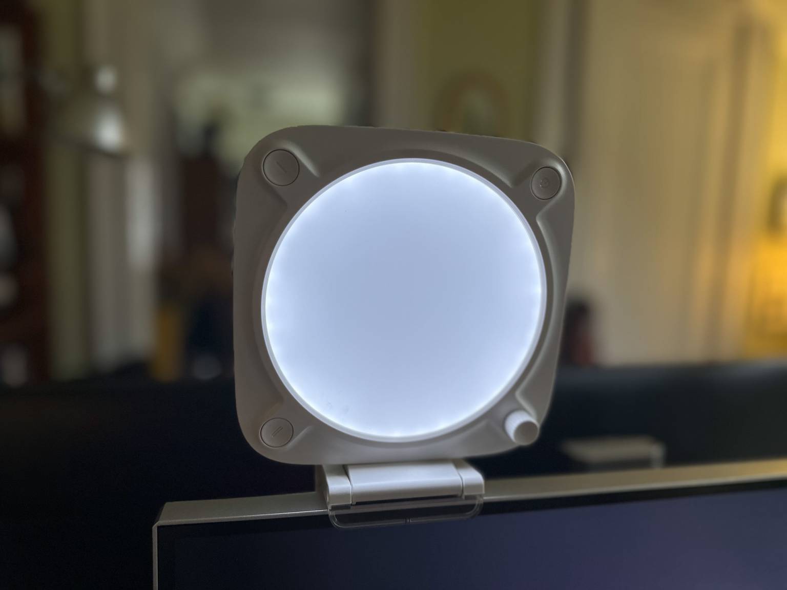 Elgato Key Light Neo Review: Elegant Design Delivering Soft, Adjustable ...