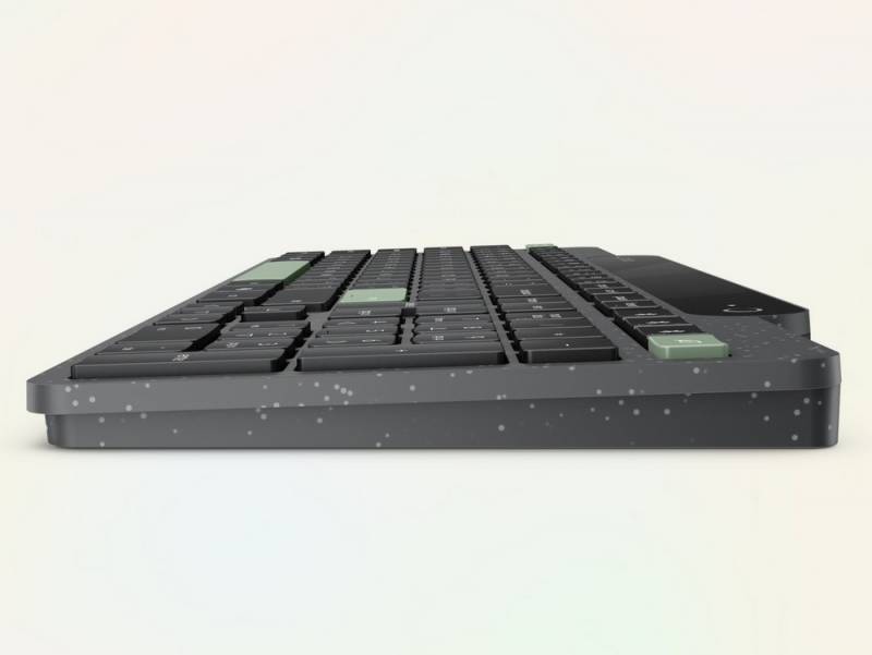 Lenovo Self-Charging Bluetooth Keyboard