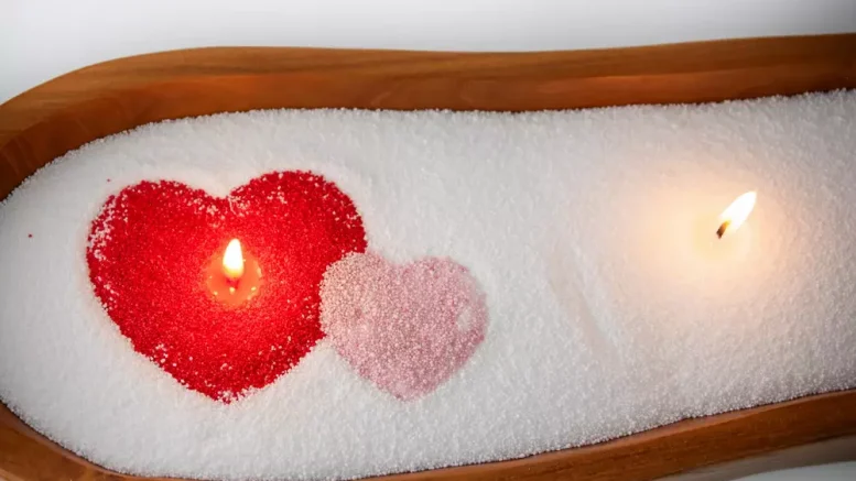 Foton Pearled Candle Sweetheart Gift Set