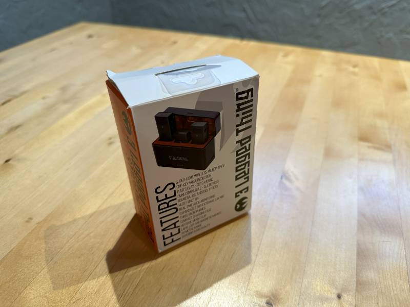 3 Legged Thing Str3amcase retail box