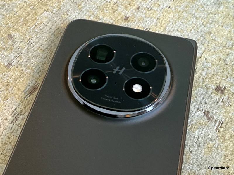 Cameras on OPPO Find N5