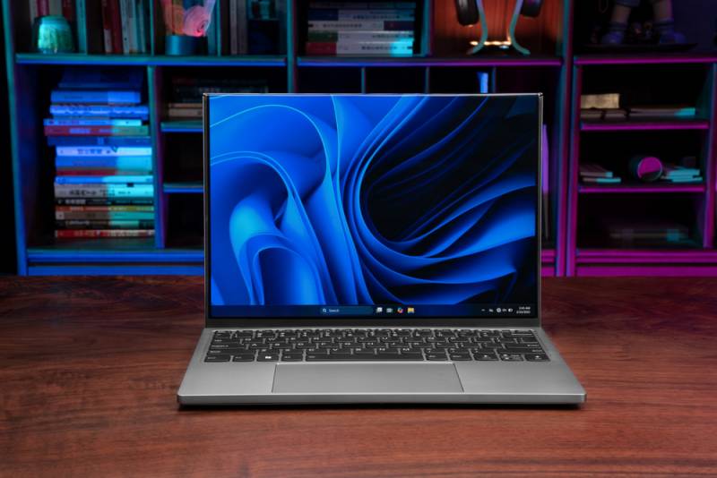 ThinkBook Flip AI PC Concept