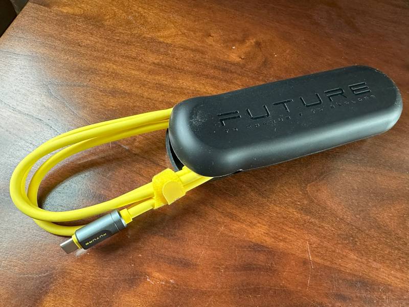 AOHi Adonis USB 4.2 Type-C Cable in its carrying case.