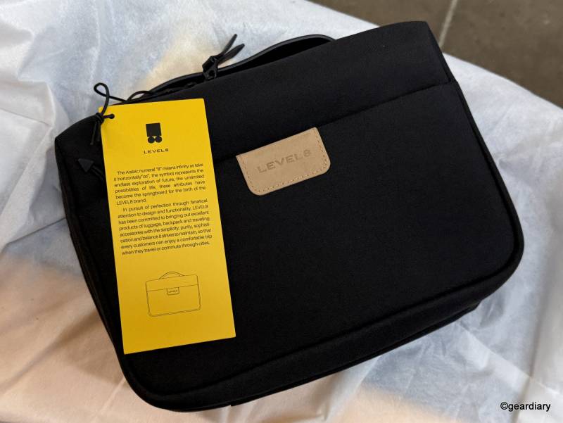 LEVEL8 Element Toiletry Case Plus