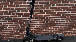 NAVEE ST3 Pro Electric Scooter