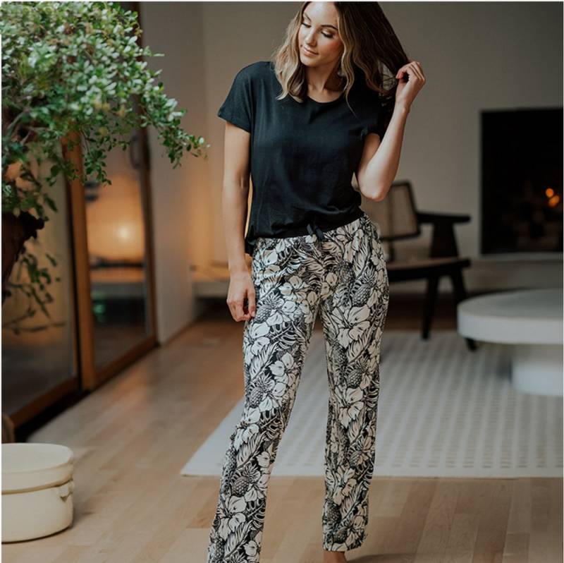 Cariloha sleep pants and V-neck dolman sleep tops