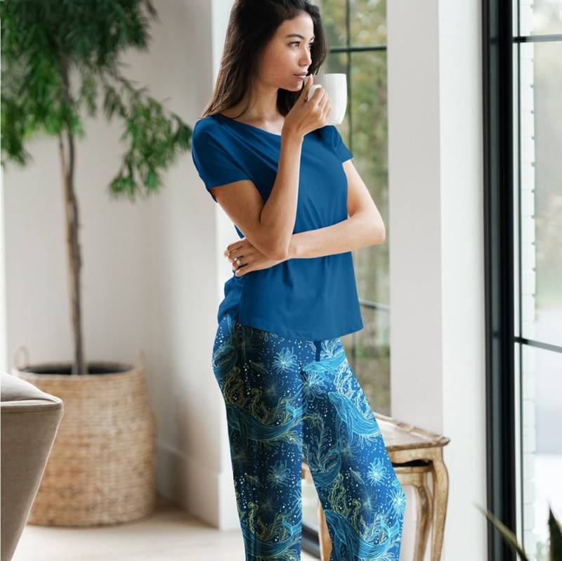 Cariloha sleep pants and V-neck dolman sleep tops