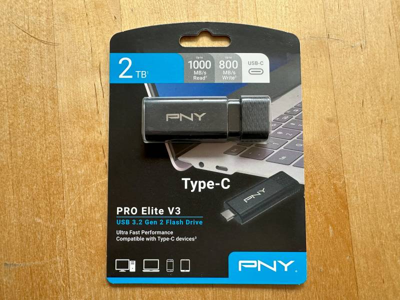 PNY PRO Elite V3 Type-C USB 3.2 Gen 2 Flash Drive in retail packaging