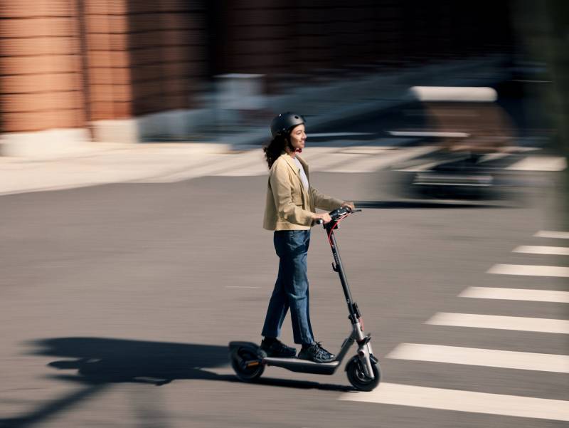 Ninebot eKickScooter F3