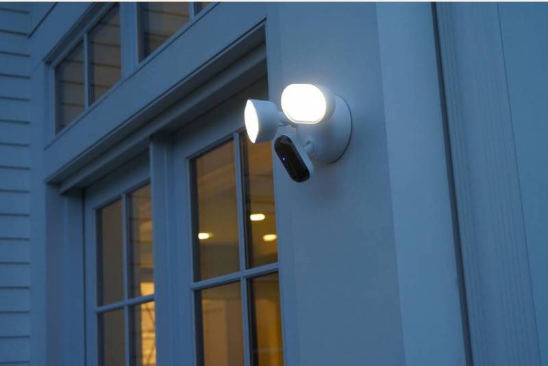 Arlo Wired Floodlight Camera