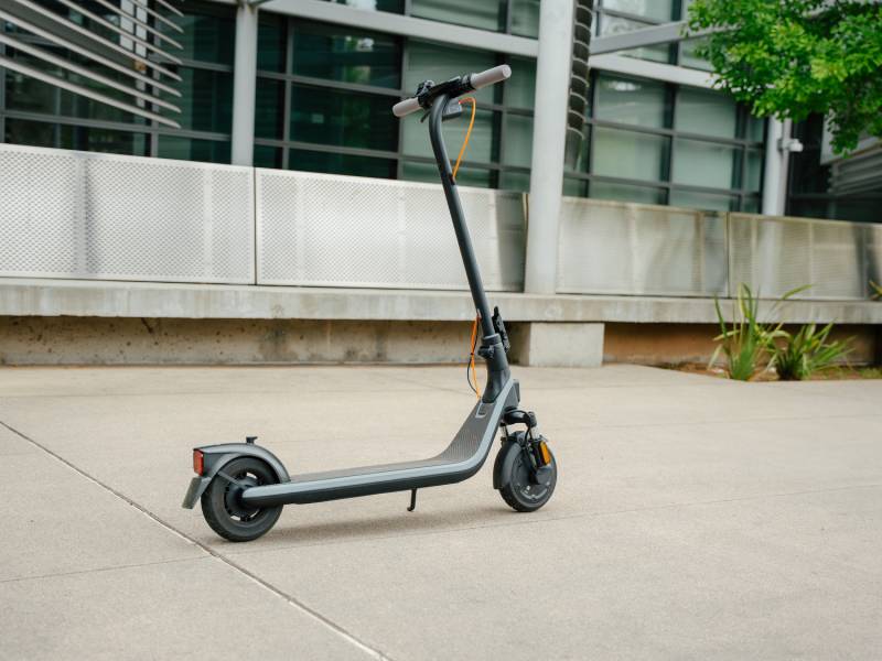 Segway E2 Plus II eKickScooter