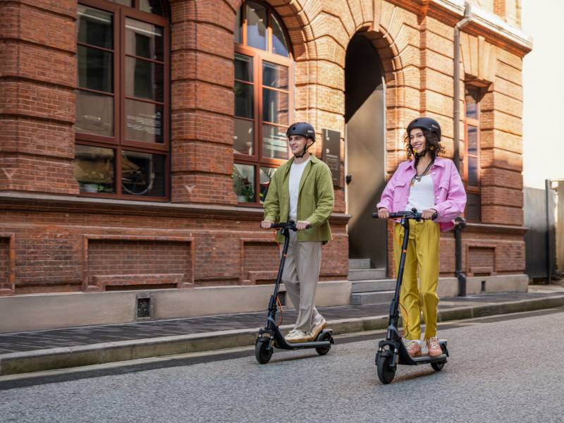 Segway E2 Plus II eKickScooter