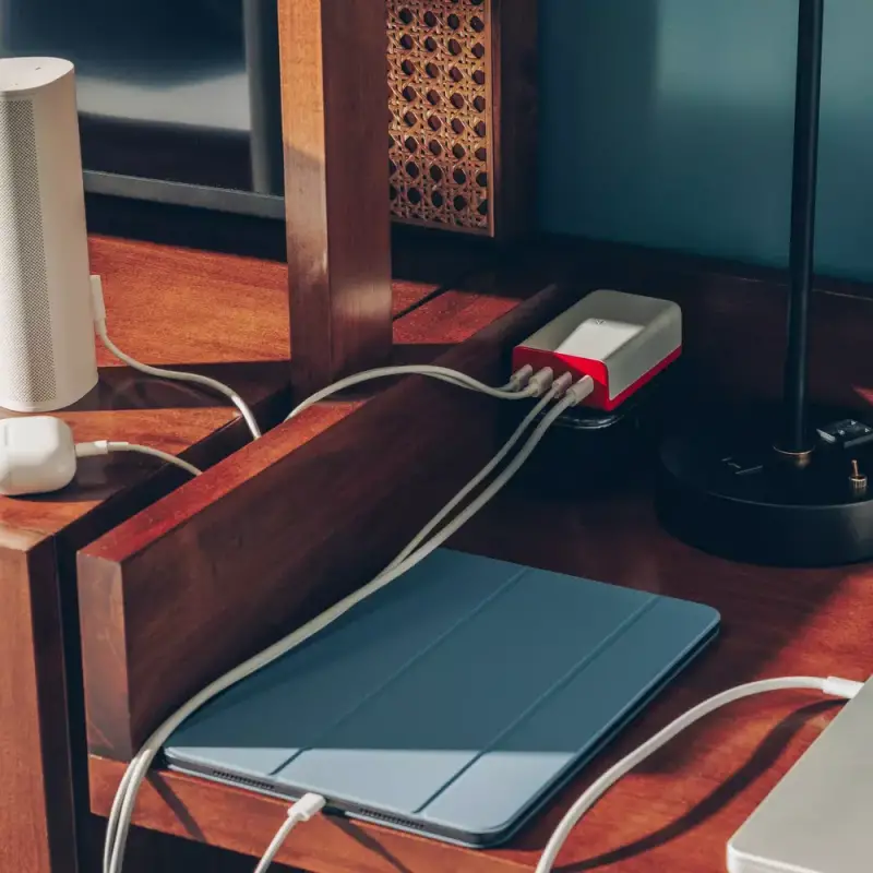 Twelve South PlugBug with Find My