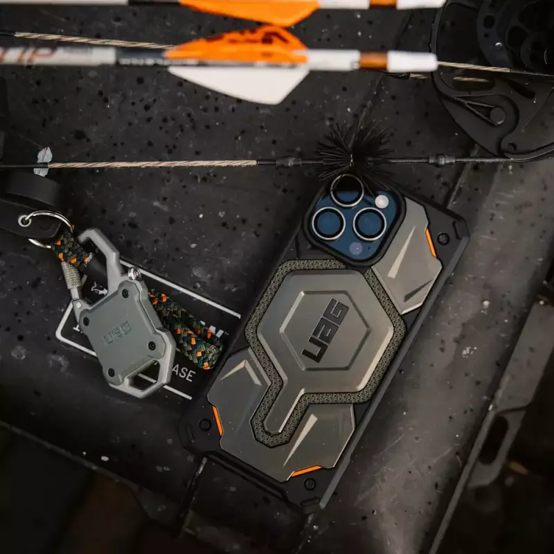 UAG Monarch AirTag Case