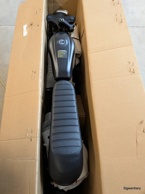 Unwrapping the Movcan V30 Max in its shipping box