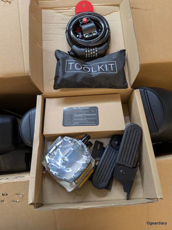 Movcan V30 Max included accessories and parts