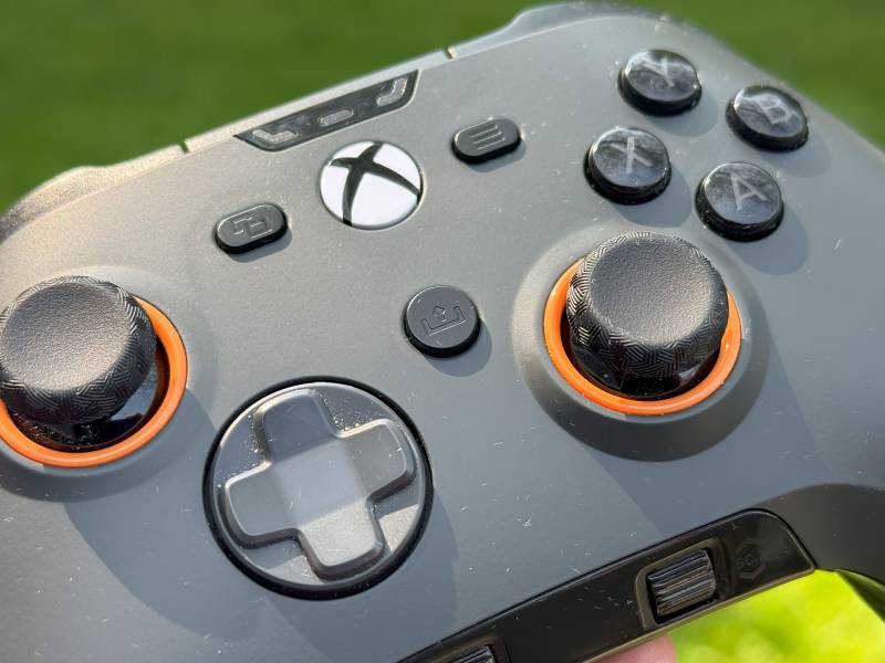 SCUF Valor Pro Controller controls