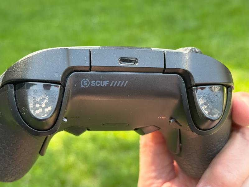 SCUF Valor Pro Controller USB-C charging port