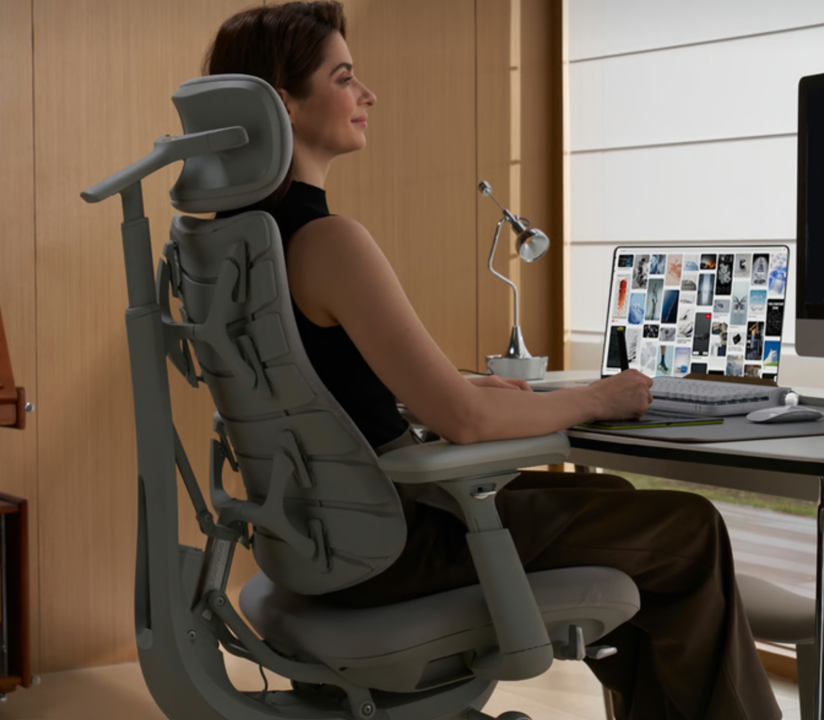 The LiberNovo Omni Is a Dynamic Ergonomic Chair That Moves With