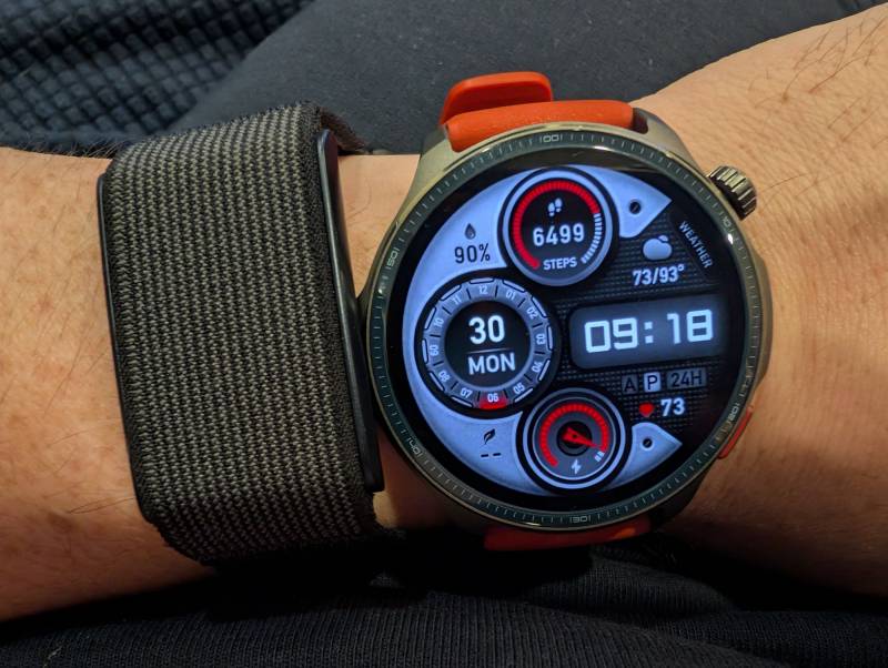 Amazfit Helio Strap is on the left and Amazfit Balance 2 is on the right.