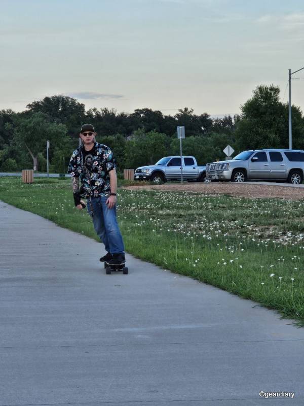 The author riding the MEEPO V3 MAX