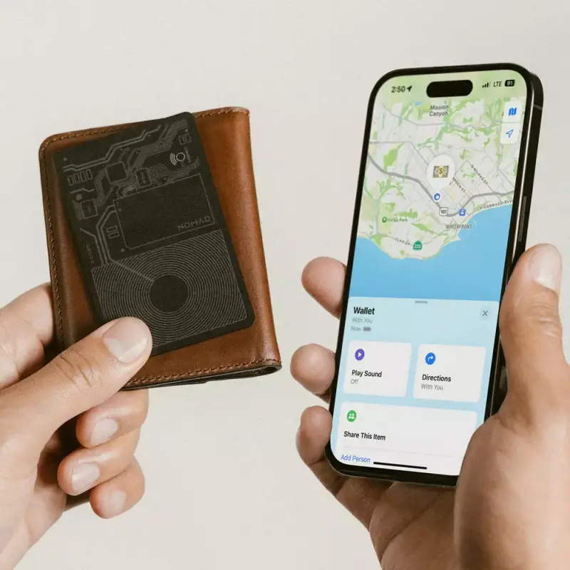 Nomad Card Wallet Plus with Tracking