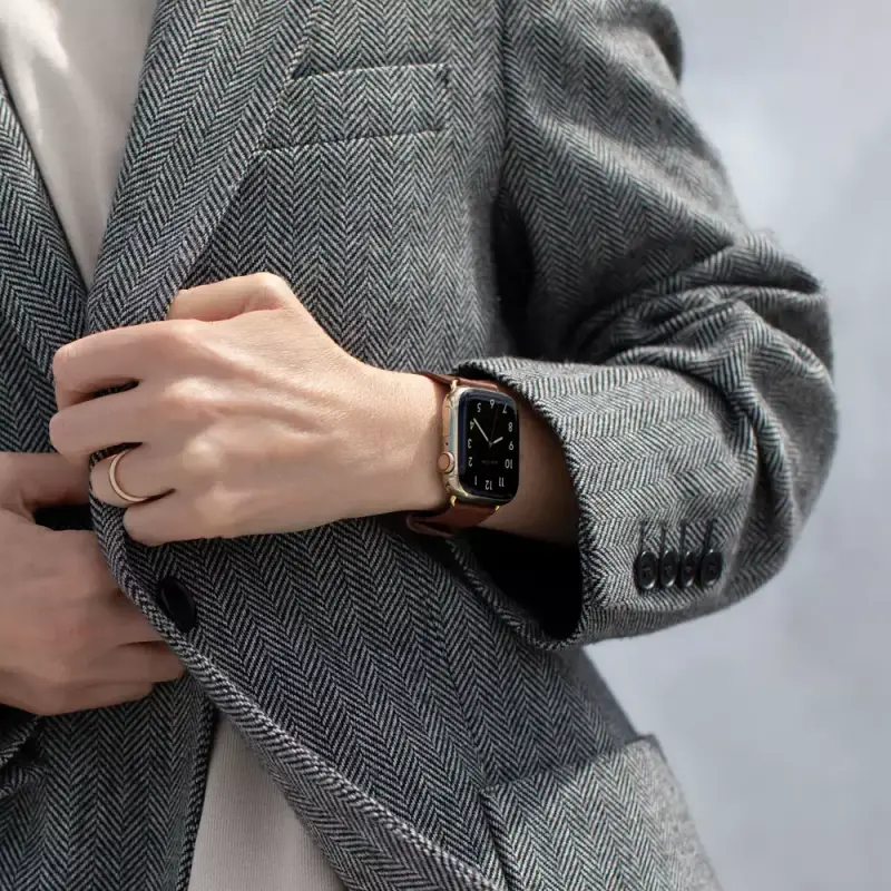 Konsu NYC Menara Brown