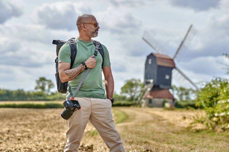 3 Legged Thing Reinvents Camera Carry with the NASA-Trusted Axis Strap System, Now on Kickstarter 1 Man wearing the 3 Legged Thing Axis Strap System