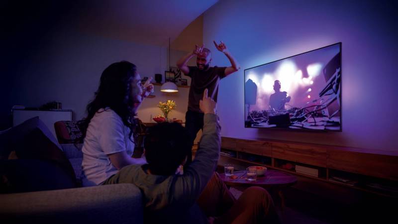Philips Roku TV Featuring Ambilight Debuts in the U.S. with Immersive Lighting, 4K HDR, and Smart Home Features from $229 3 Philips Roku TV Featuring Ambilight
