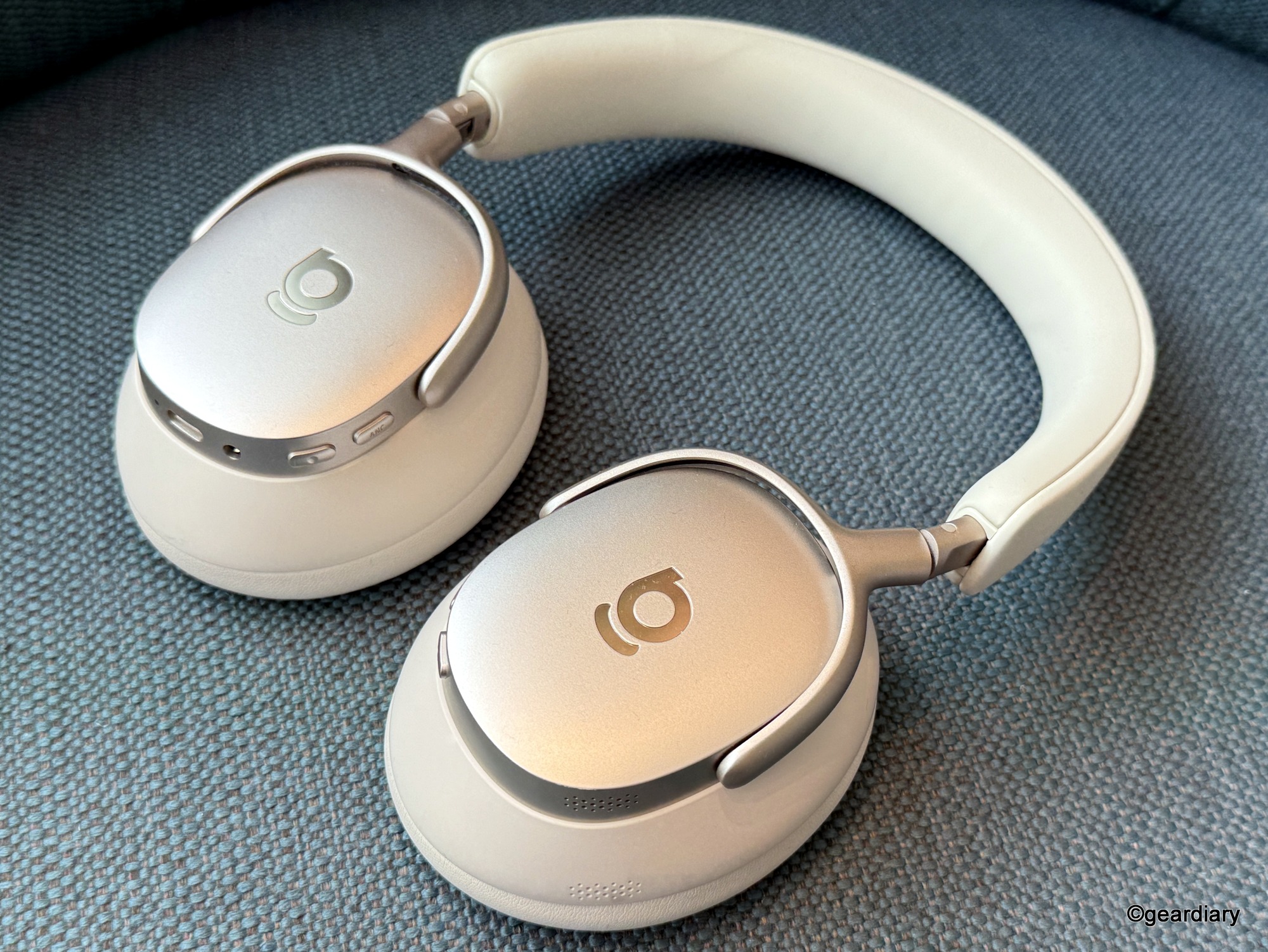 The Baseus Inspire Series Brings Bose-Tuned Sound, Smarter Noise