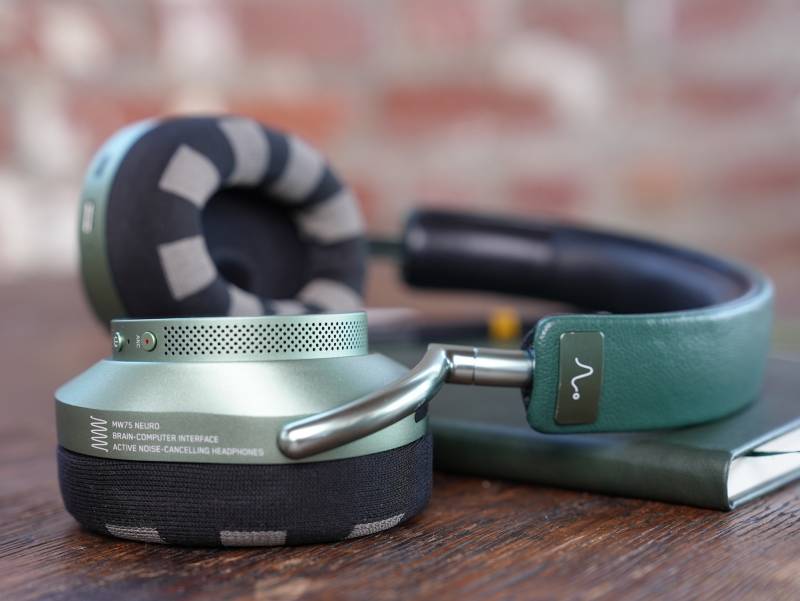 Neurable MW75 Neuro LT: Brain Sensing Headphones Built with Master & Dynamic That Help You Work Smarter 4 Neurable MW75 Neuro LT