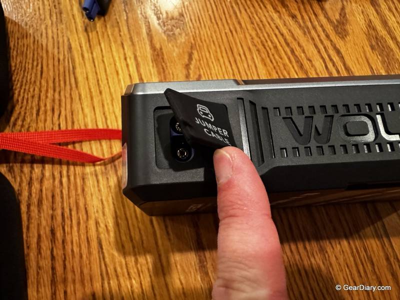 WOLFBOX 3000A Review: The Ultimate All-in-One Jump Starter, Air Compressor, and Power Bank for Every Driver 8 WOLFBOX 3000A Jump Starter with Air Compressor jumper cable port
