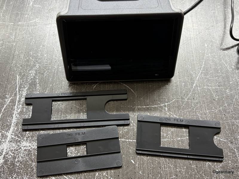 Negative trays included with the HP FilmScan 5" TouchScreen Film Scanner