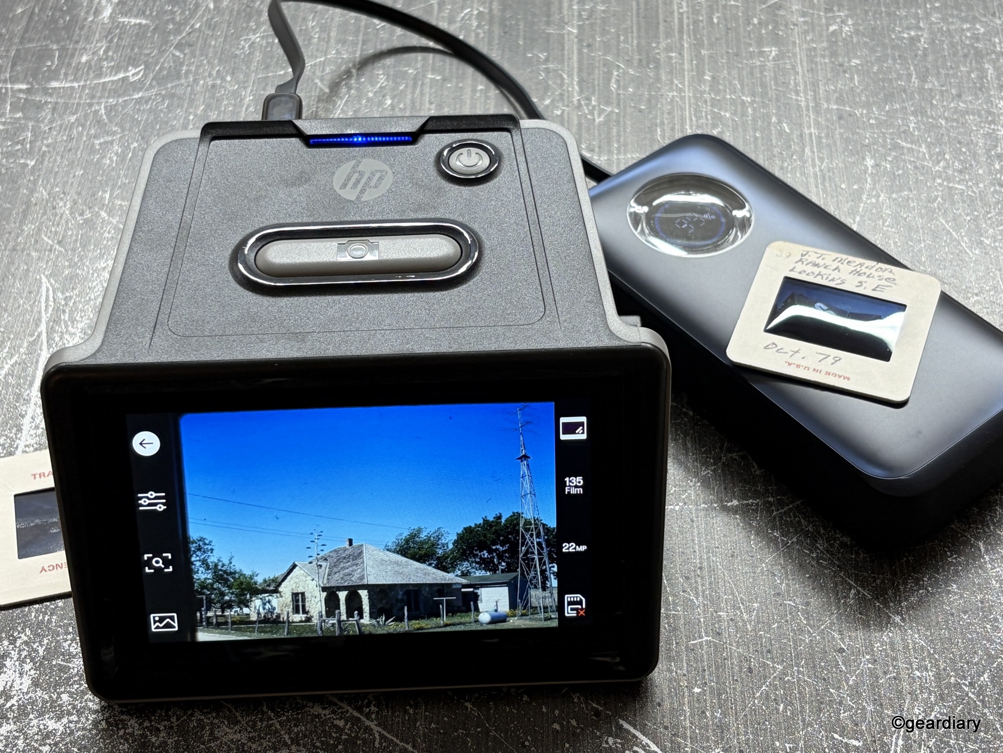 HP FilmScan 5\, image size:2000x1501