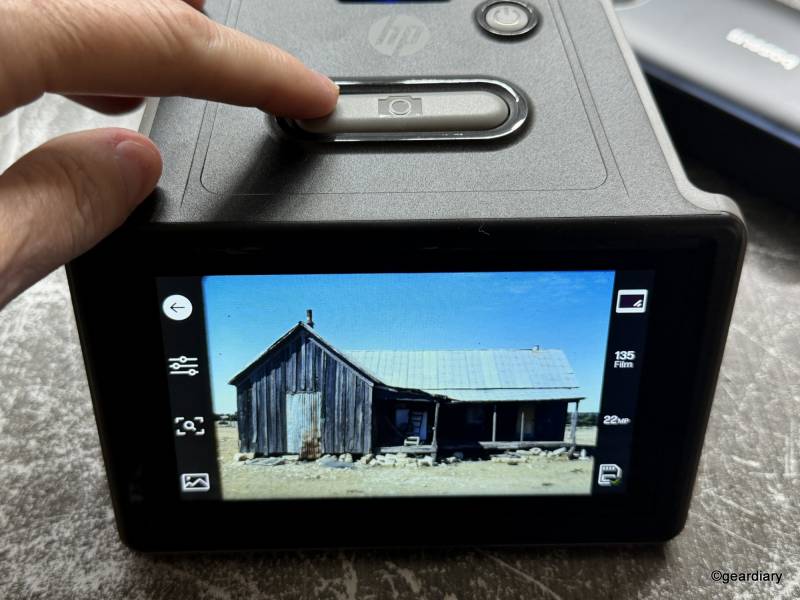 Scanning slides in the HP FilmScan 5" TouchScreen Film Scanner