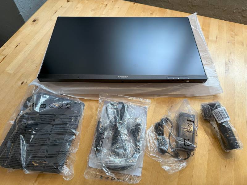 INNOCN 25G2S Gaming Monitor Review: A 240Hz QHD 2K Gaming Monitor on a Budget 8 Included accessories with the INNOCN 25G2S Gaming Monitor