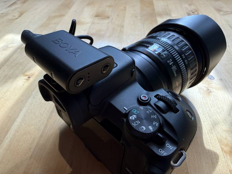 BOYA Magic Microphone Review: Four Configurations with Excellent Sound and Amazing AI Noise Cancellation 11 Boya Magic Wireless Microphone on DSLR