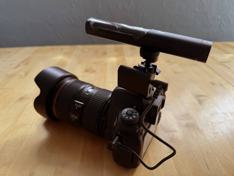 BOYA Magic Microphone Review: Four Configurations with Excellent Sound and Amazing AI Noise Cancellation 5 Boya Magic Wireless Microphone camera mounted