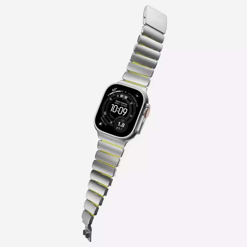 Nomad Stratos Is the Titanium Apple Watch Band That Knows How to Flex 5 Nomad Stratos Titanium Apple Watch Band