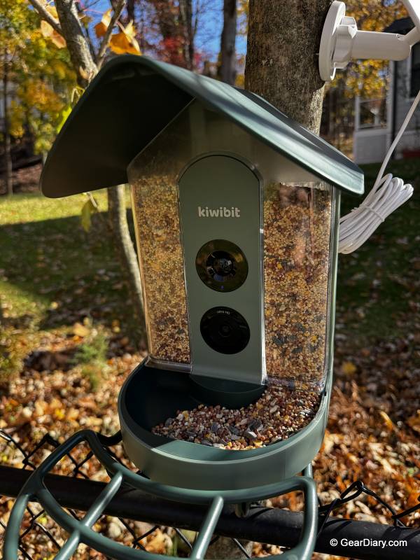 Kiwibit Beako Smart Bird Feeder Review: Beautiful Design, Great Camera, but Beware the Squirrels 1 Kiwibit Beako Smart Bird Feeder Review: Beautiful Design, Great Camera, but Beware the Squirrels