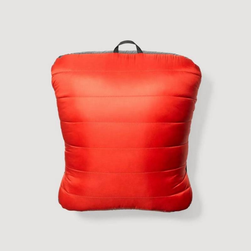 Gear Diary’s 2025 Holiday Gift Guide & Giveaway: Trail-Tested Gifts for Campers, Overlanders, and Outdoors Diehards 104 Eddie Bauer Flying Squirrel 40º Sleeping Bag