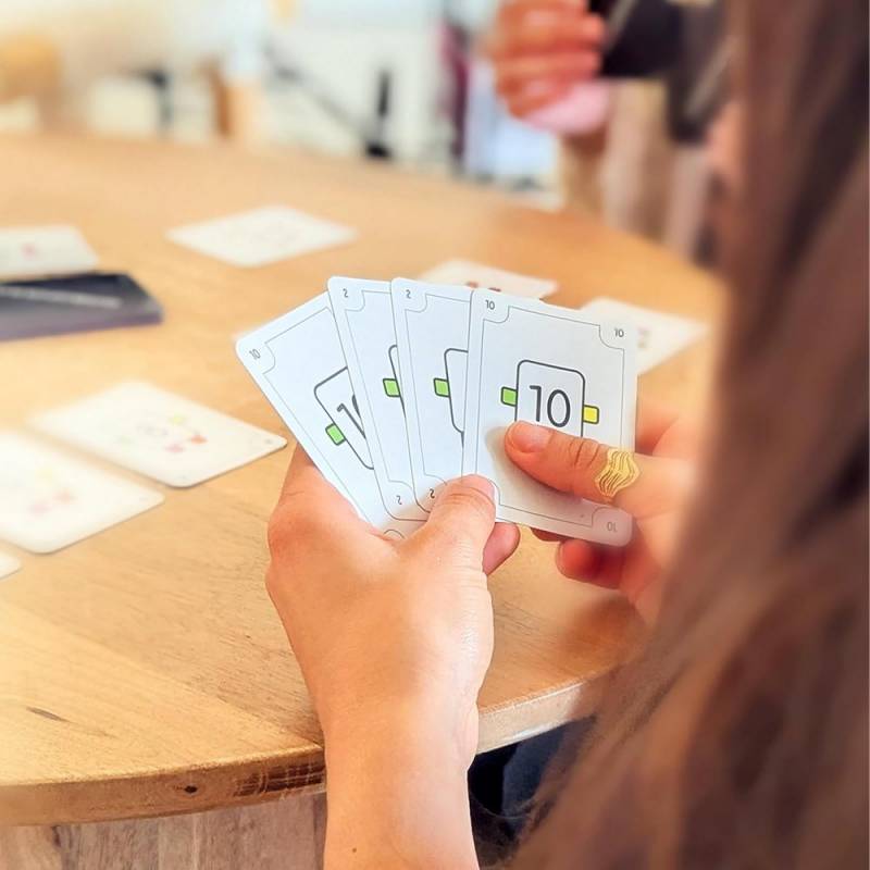 GGBGNSSG Card Game