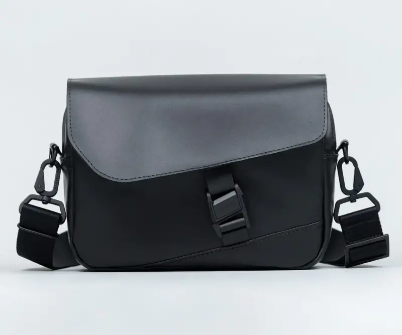 WaterField Hudson Leather Crossbody Review: A Handsome, Handcrafted EDC Bag That Marries Luxury and Function 17 Waterfield Hudson Leather Crossbody