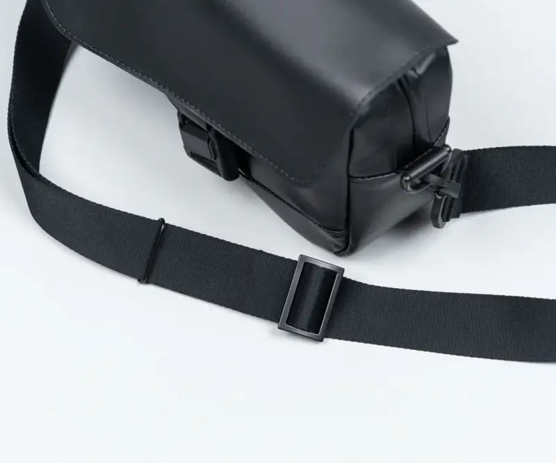 WaterField Hudson Leather Crossbody Review: A Handsome, Handcrafted EDC Bag That Marries Luxury and Function 7 WaterField Hudson Leather Crossbody in Black Leather