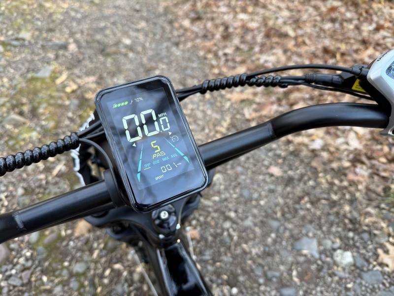 Jasion RetroVolt Pro Review: A 38mph Fat-Tire Powerhouse That's Currently Selling for Just $899 4 Jasion RetroVolt Pro display